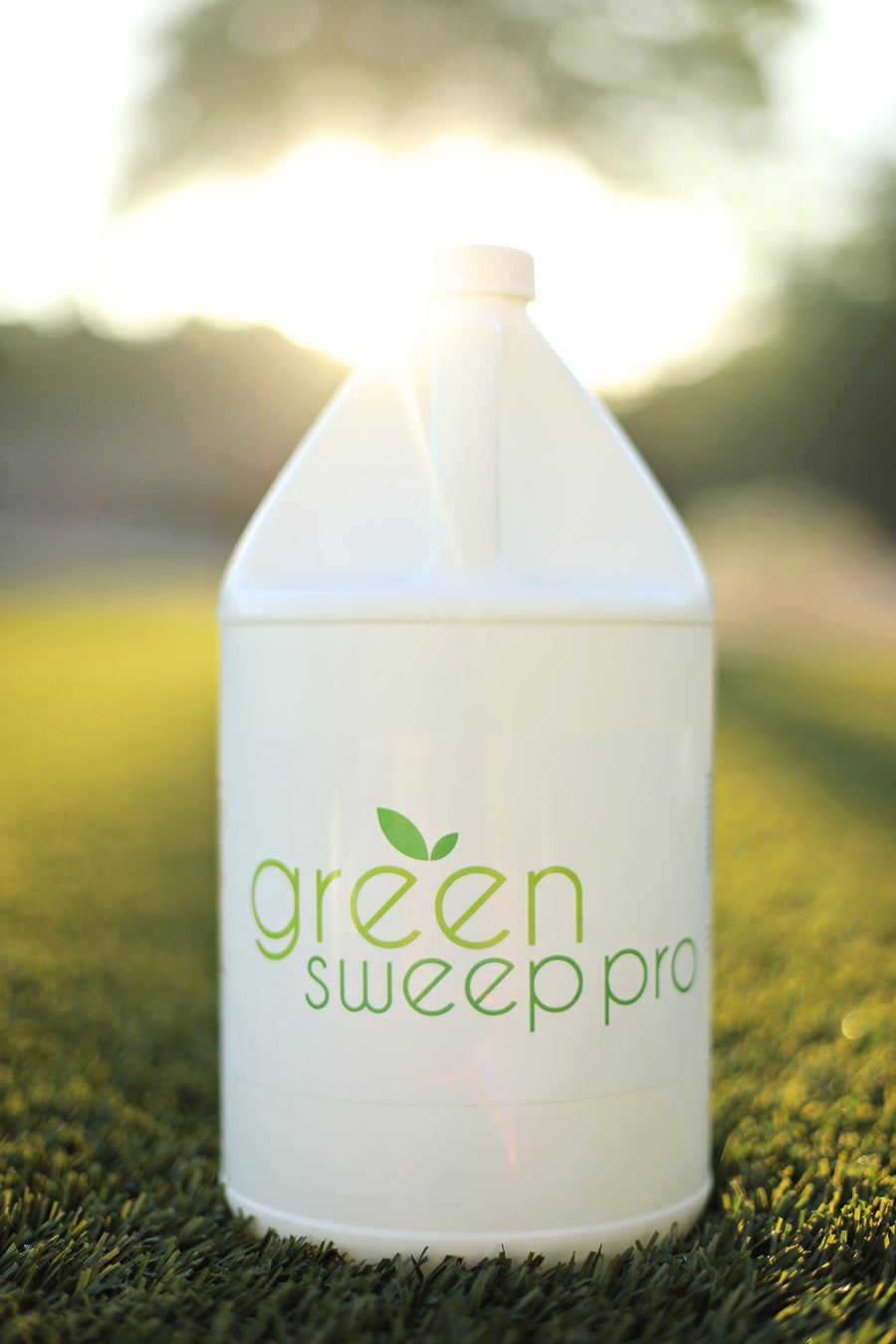 Green Sweep – Turf Cleaner & Odor Eliminator Gallon Concentrate